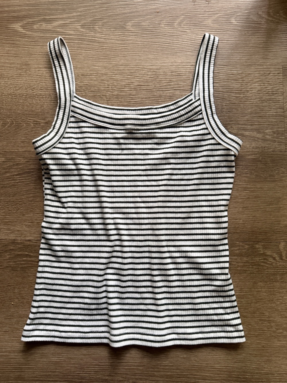 American Eagle Outfitters Forest Green + White 90’s Striped Tank Top  -  NWOT